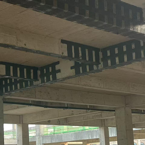碳纤维加固梁